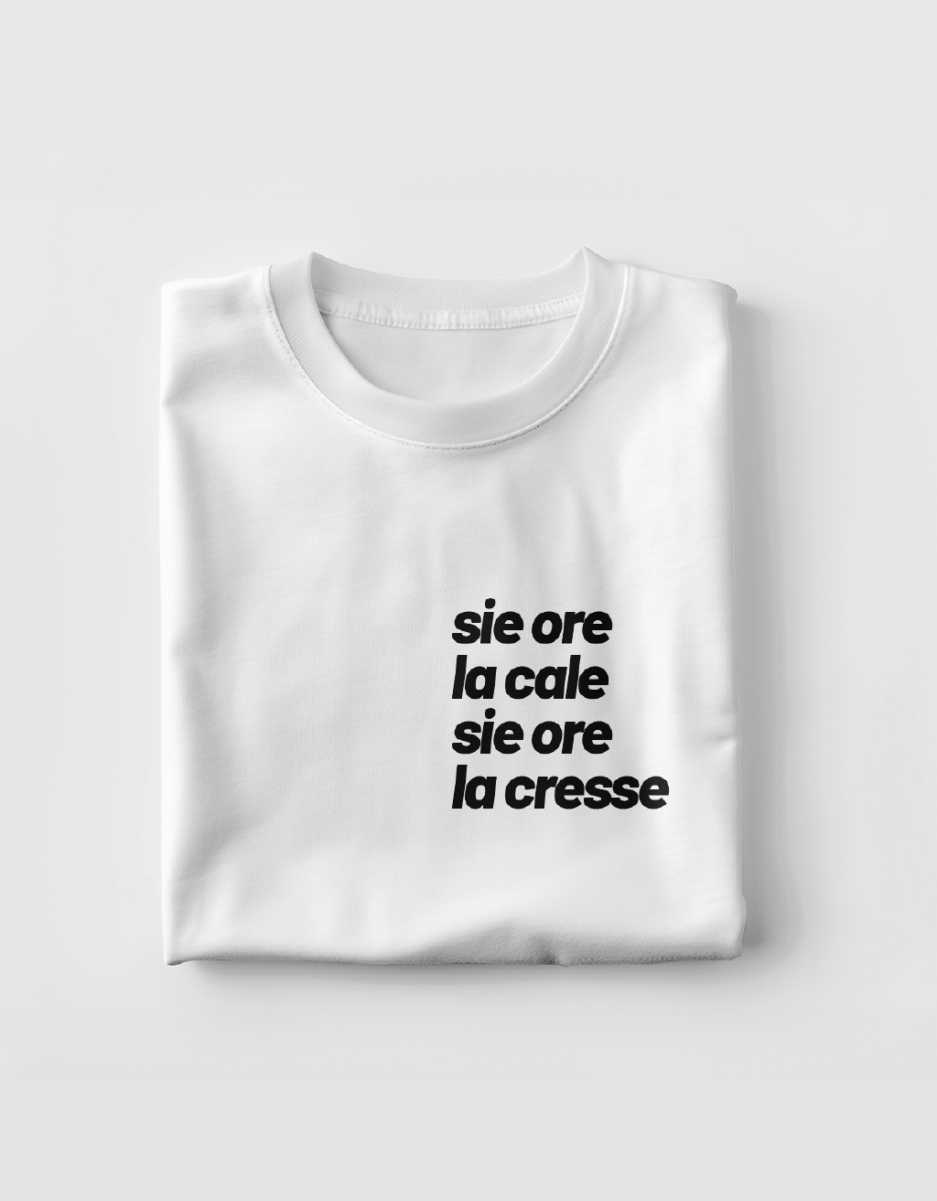 T-shirt Marea con frase Sie ore la cale, sie ore la cresse