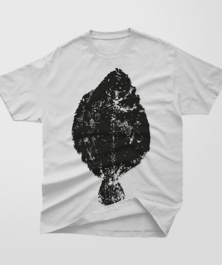 T-shirt Soaso CiosaBella x MonaMi con stampa artistica di una sogliola ottenuta da impronta di pesce vero