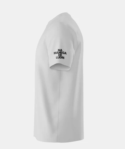 Dettaglio stampa sulla manica t-shirt bianca CiosaBella